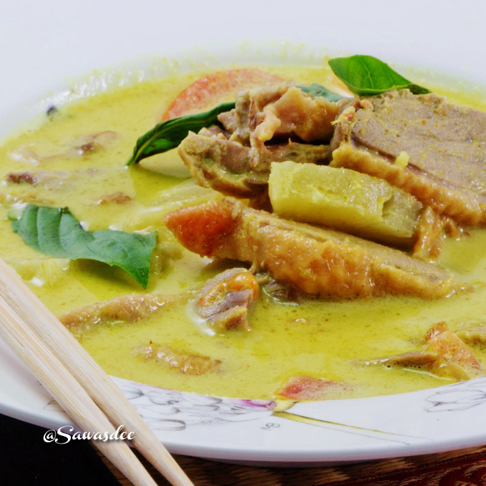 Canard au curry vert 